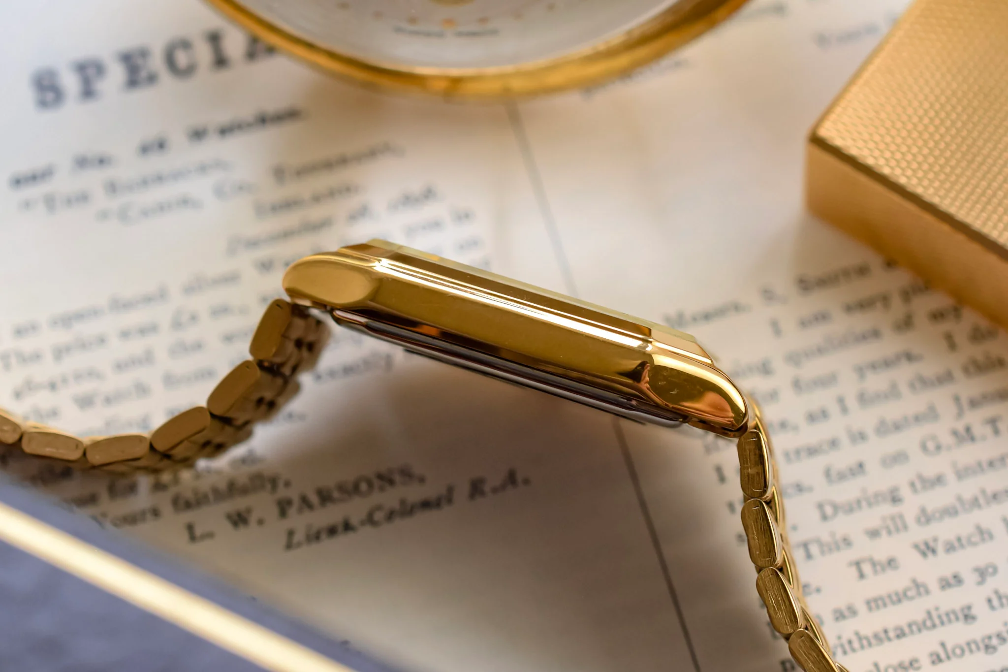 Neo-vintage NOS Citizen Day-Date Octo - Image 4