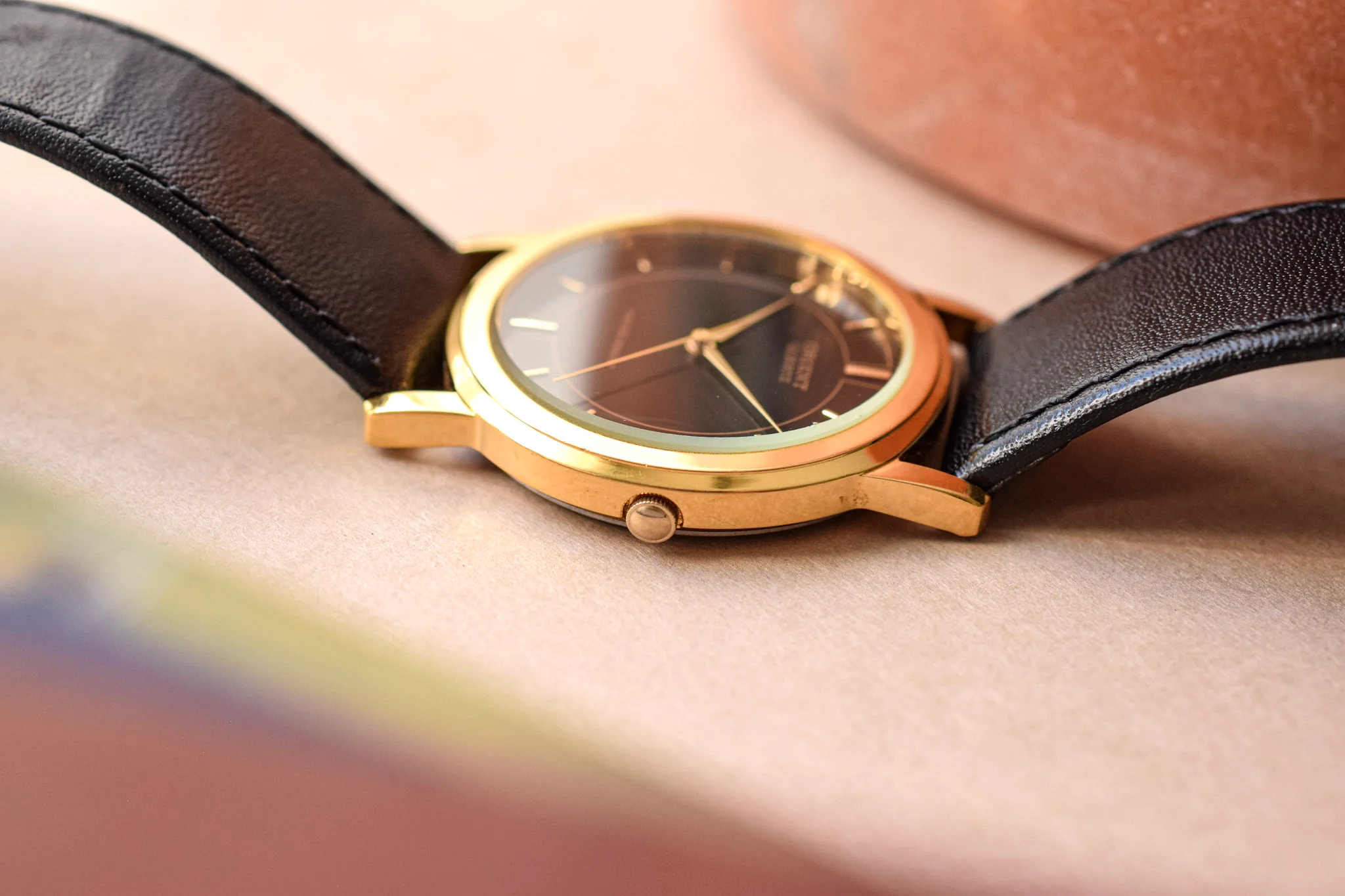 Neo-vintage Orient Gilt Dial Calendar - Image 4