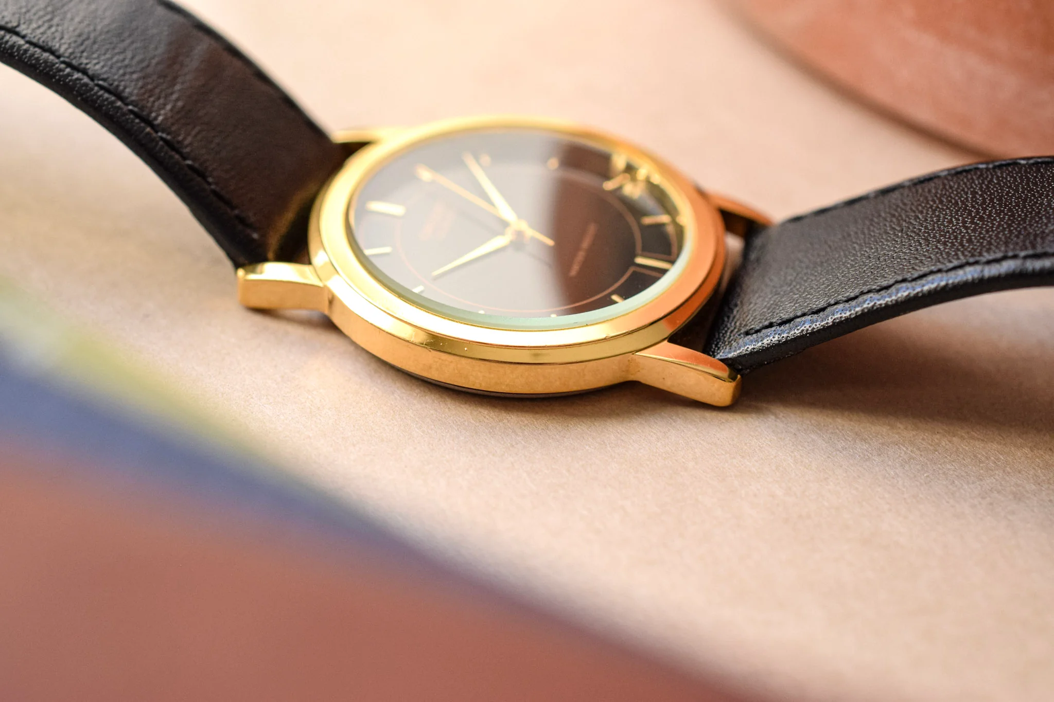 Neo-vintage Orient Gilt Dial Calendar - Image 5