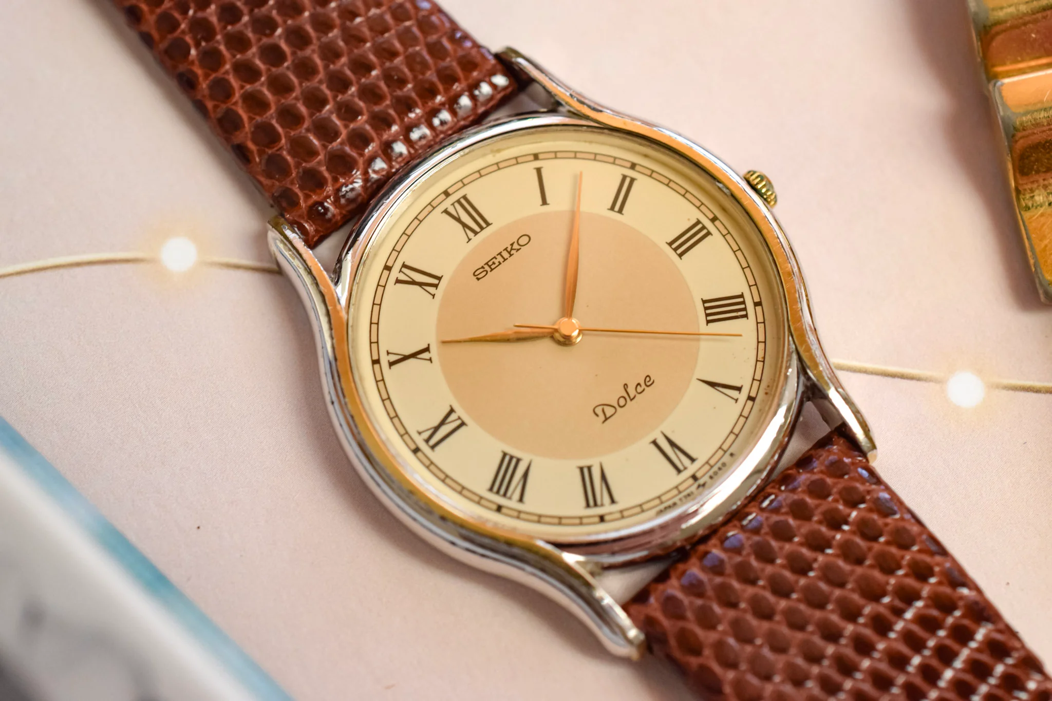 1987 Seiko Dolce Midsize Roman Dial - Image 4