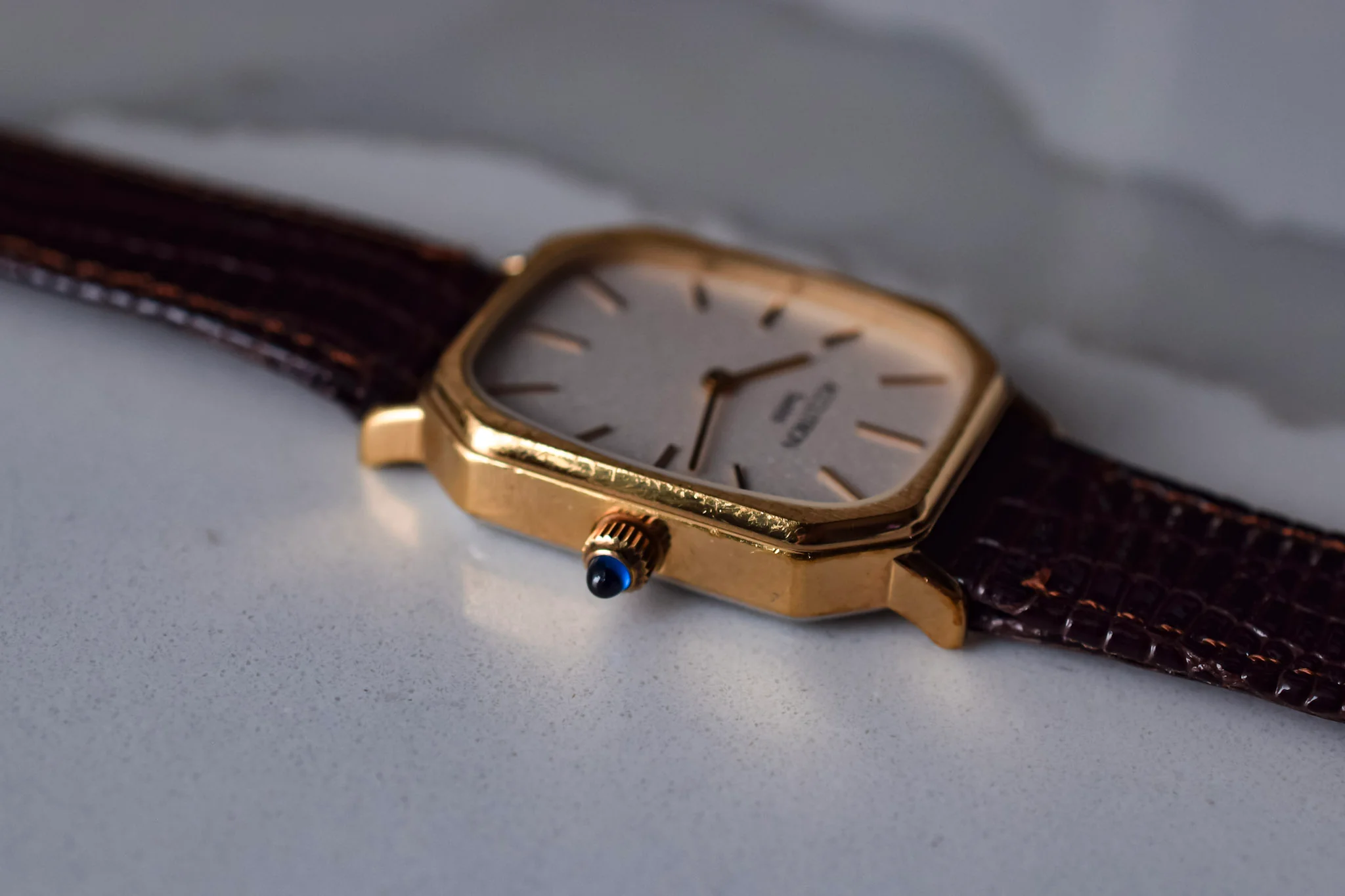 1981 Accutron Quartz Octagonal Case - Image 4