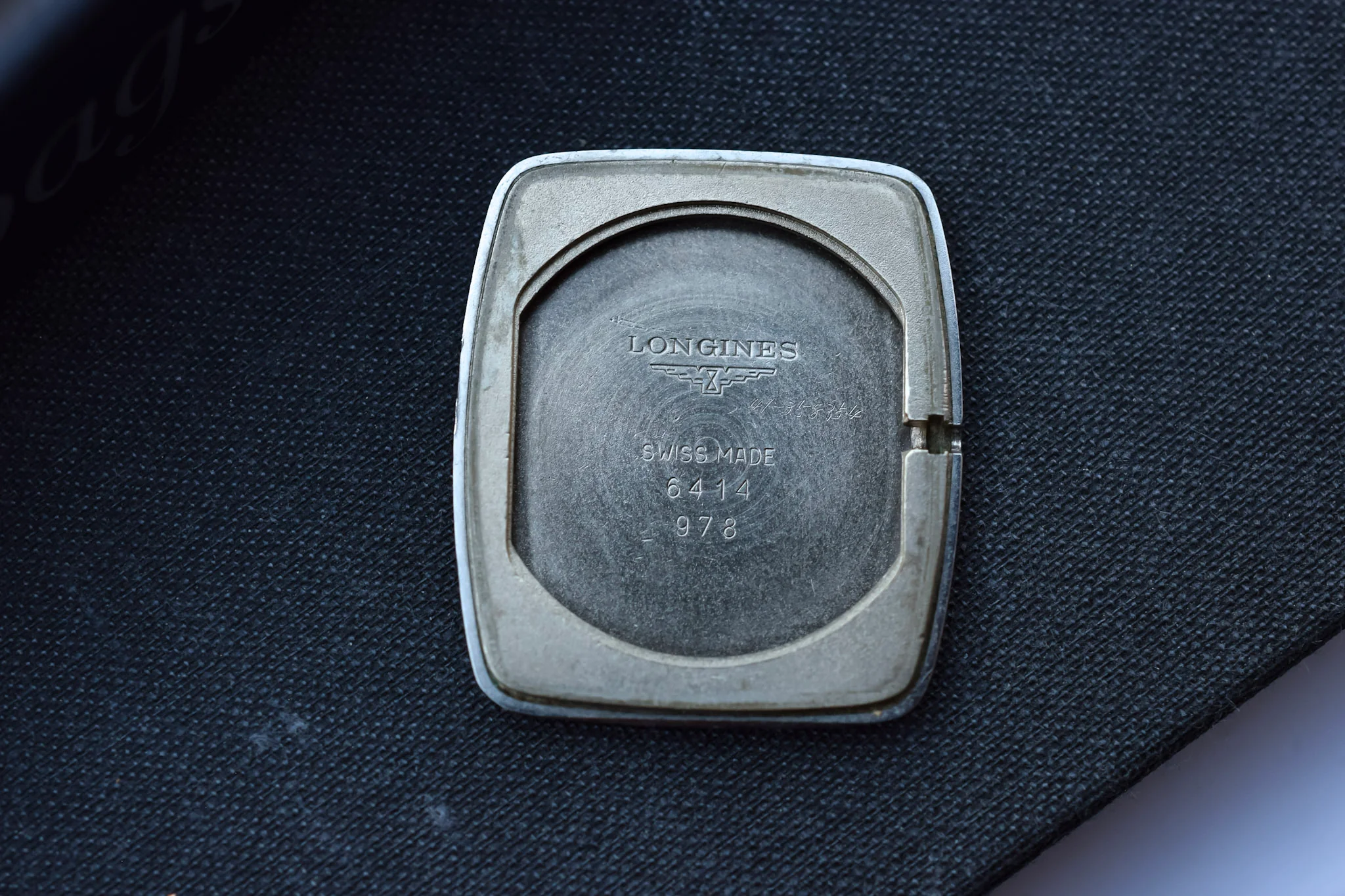 Vintage 80s Longines Quartz Tank - Image 11