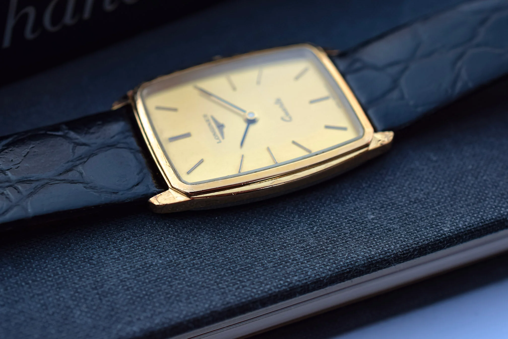 Vintage 80s Longines Quartz Tank - Image 3