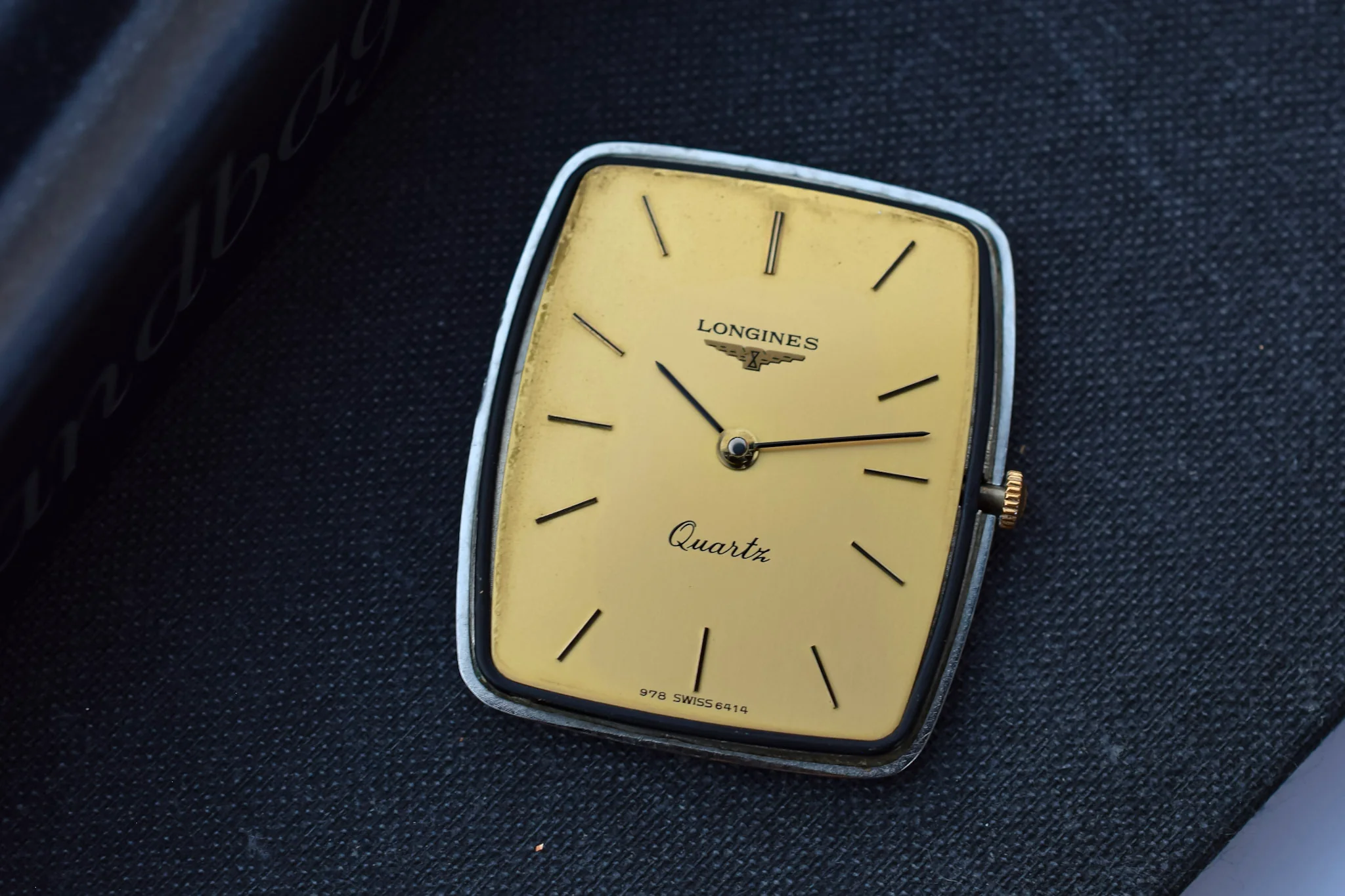 Vintage 80s Longines Quartz Tank - Image 9