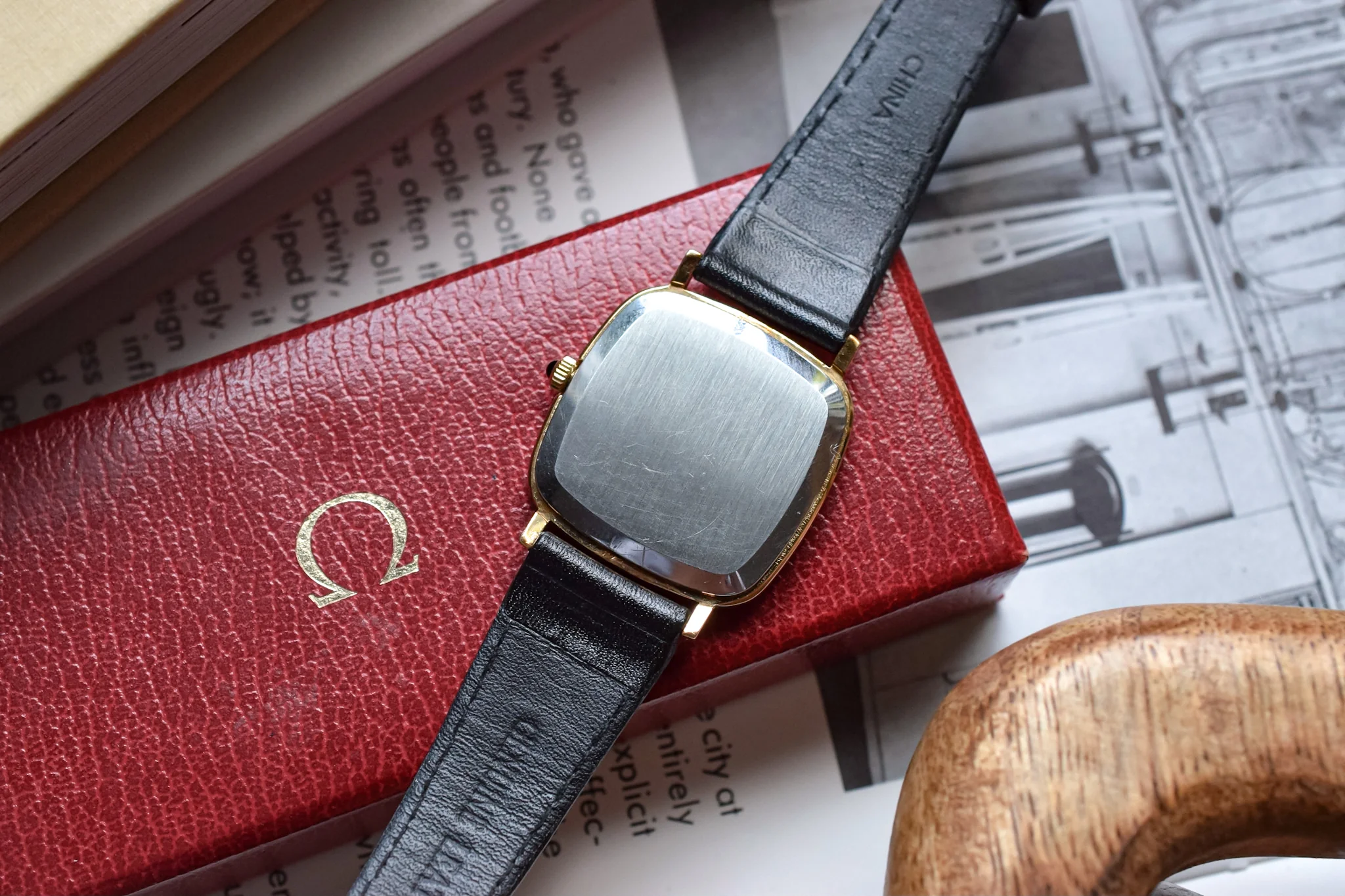 1970s Gold Plated Mechanical Omega TV - Serviced - Image 11