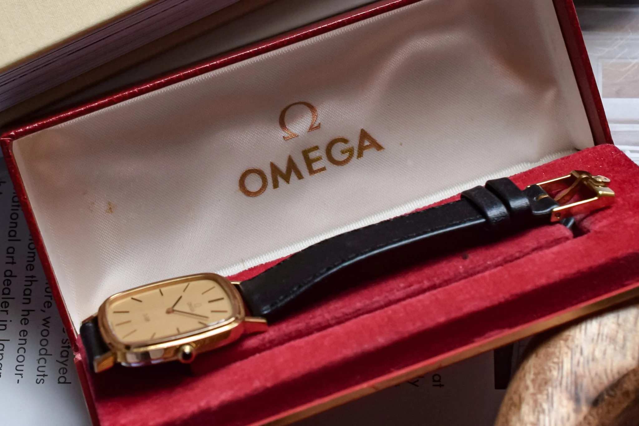 1970s Gold Plated Mechanical Omega TV - Serviced - Image 8