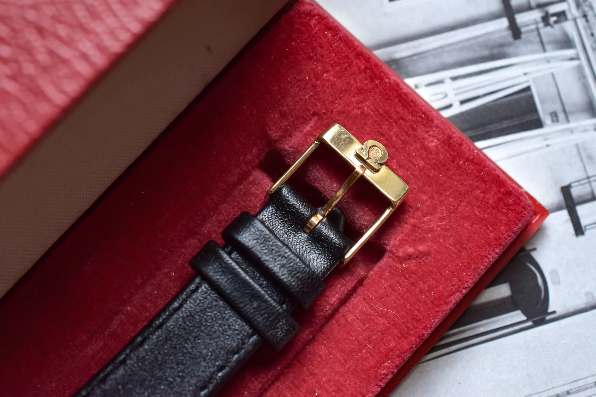 1970s Gold Plated Mechanical Omega TV - Serviced - Image 9