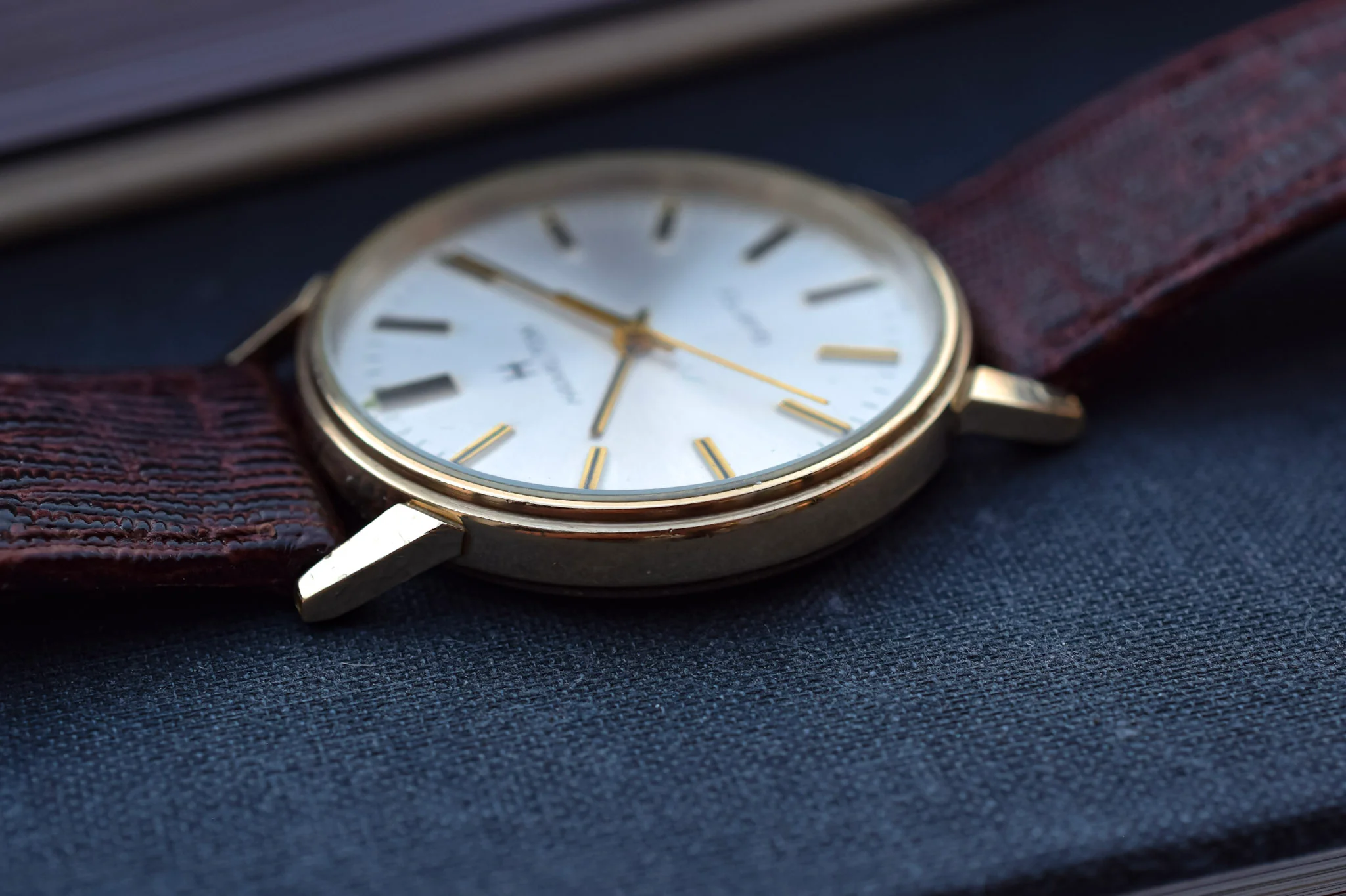 Vintage 10K Gold Filled Hamilton Quartz Watch - Award Piece - Image 4