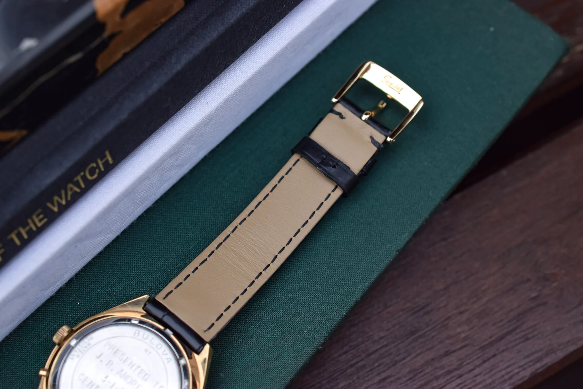 Vintage 1977 Bulova Accutron Quartz Watch - Award Piece - Image 10