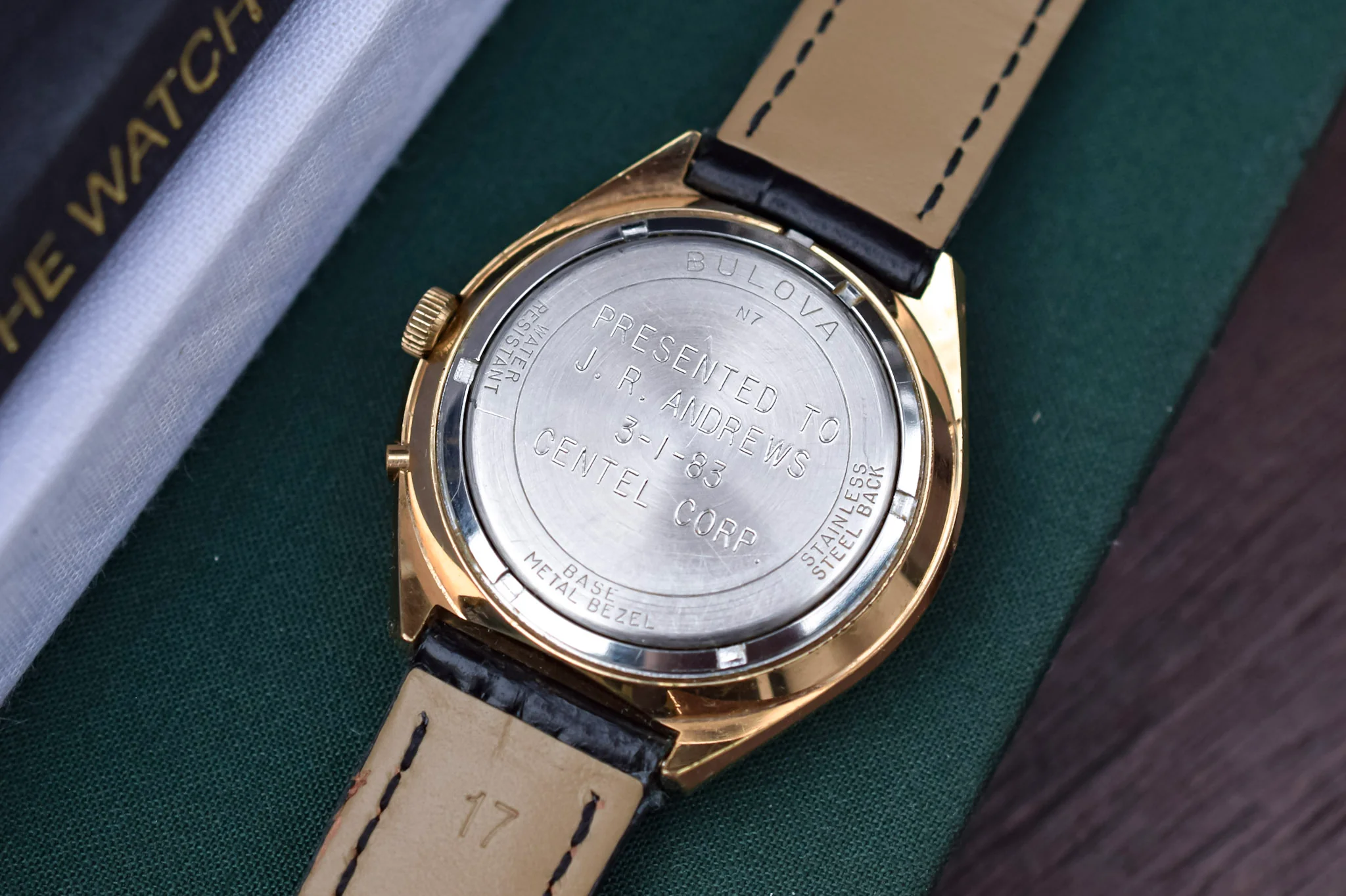 Vintage 1977 Bulova Accutron Quartz Watch - Award Piece - Image 12