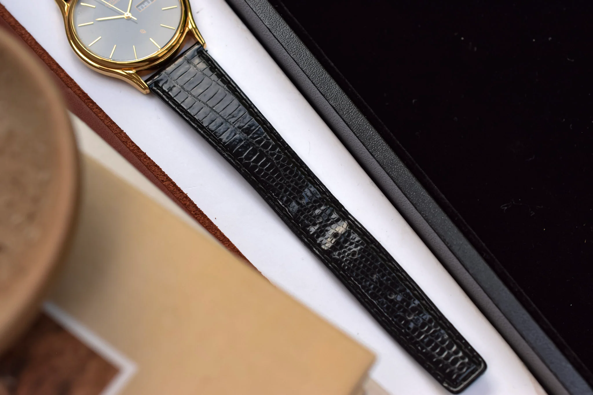 Vintage Citizen CQ Black Dial Day-Date - Image 6