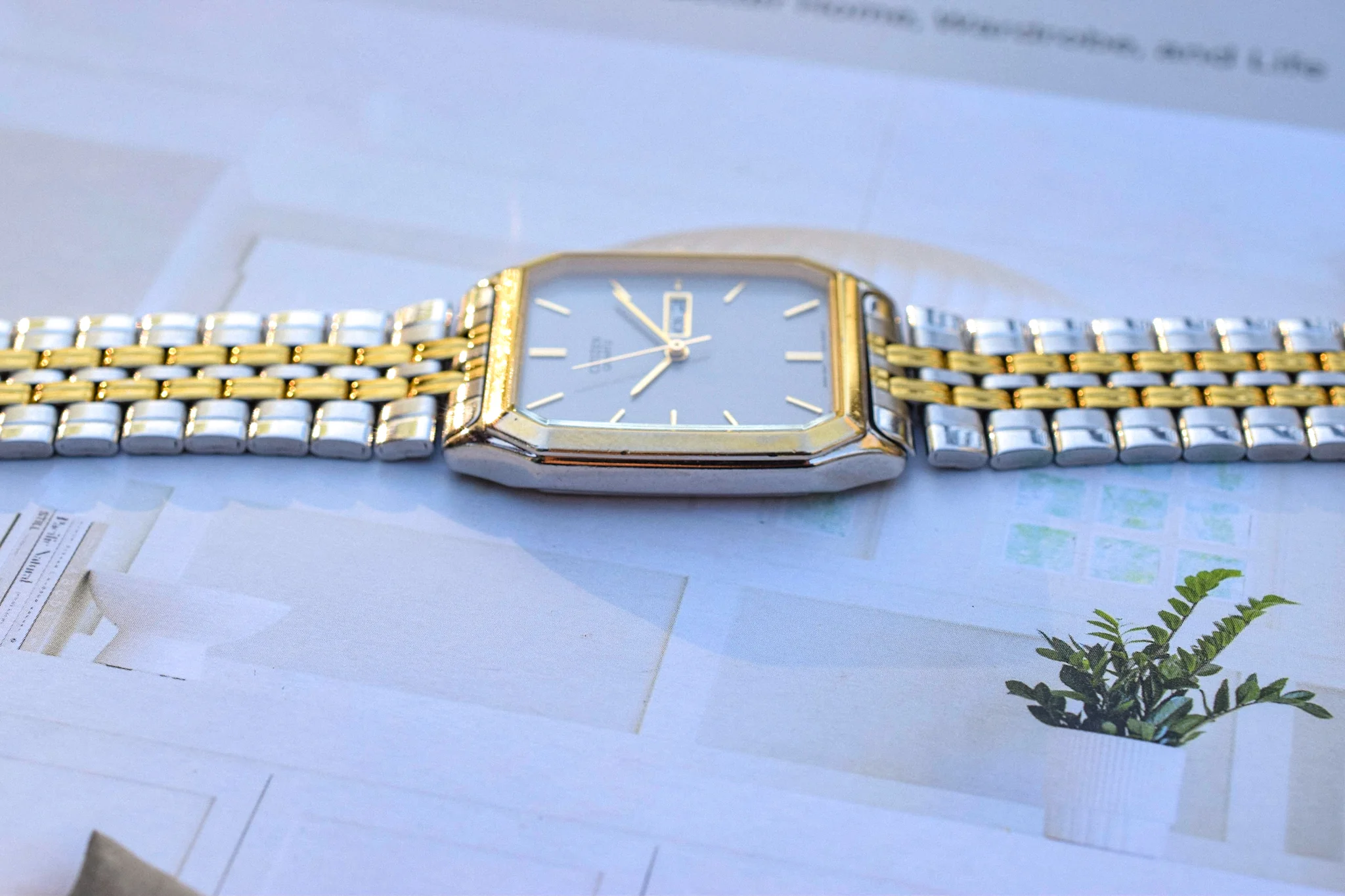 Vintage Citizen Two Toned Octagon - Image 4