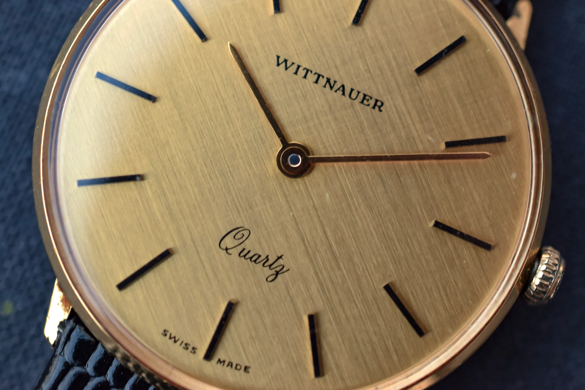 Vintage Gold Tone Linen Dial Wittnauer Quartz Watch - Image 2