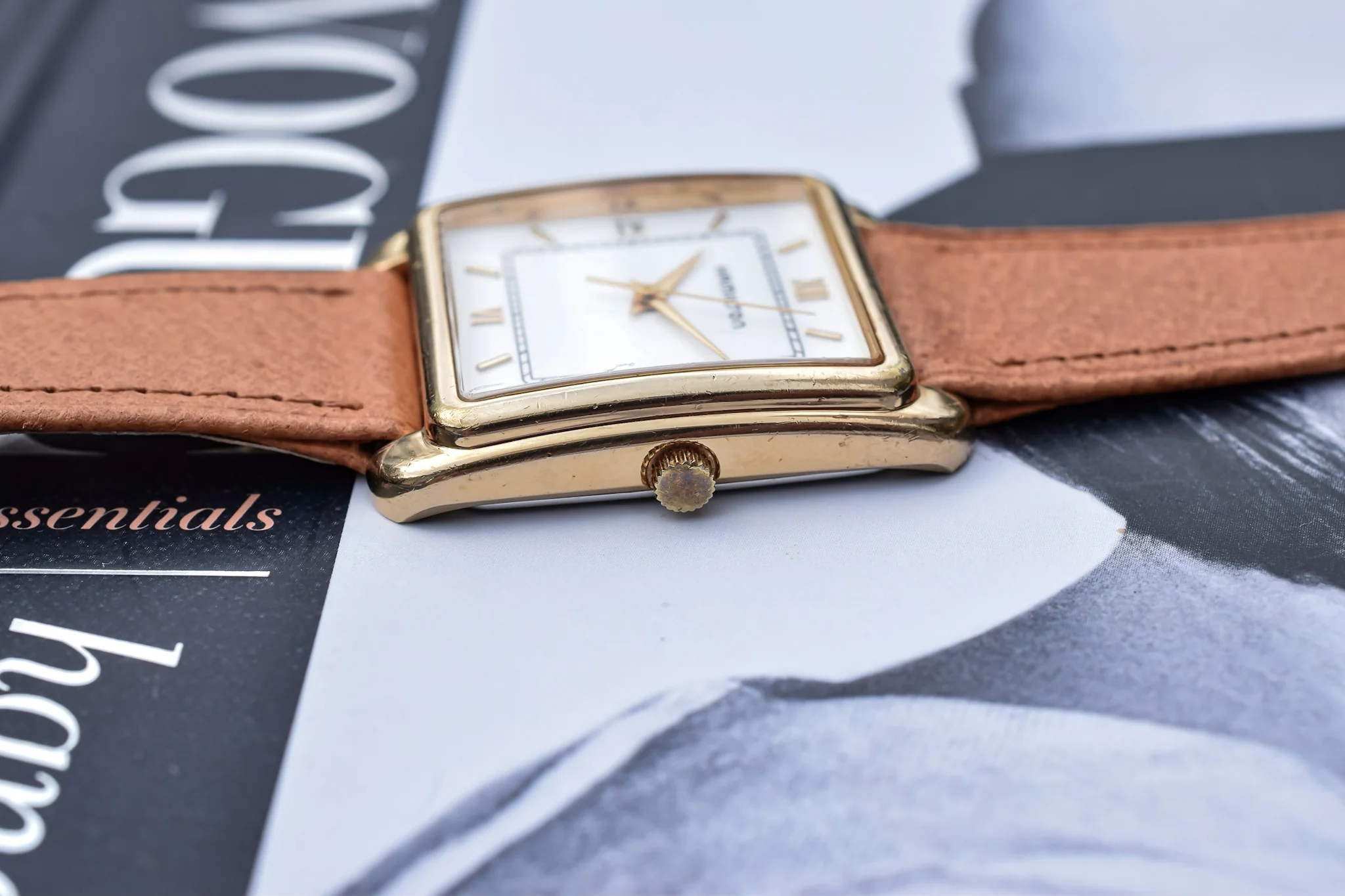 Vintage Hamilton Registered Edition - Image 5
