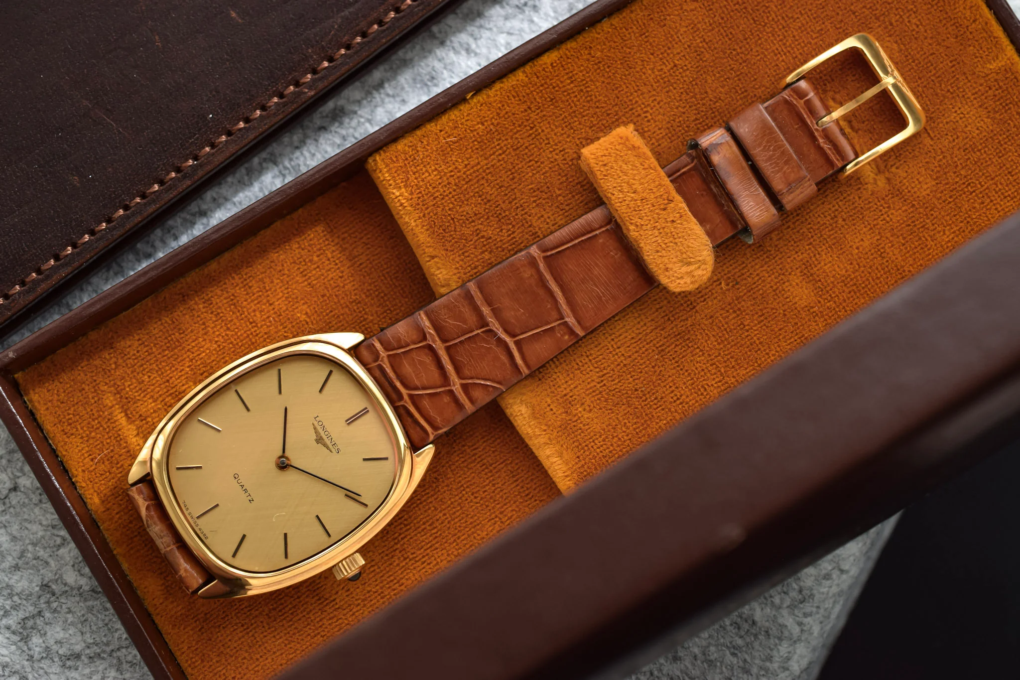 Vintage Longines Quartz Crosshatch Dial Ellipse - Image 7