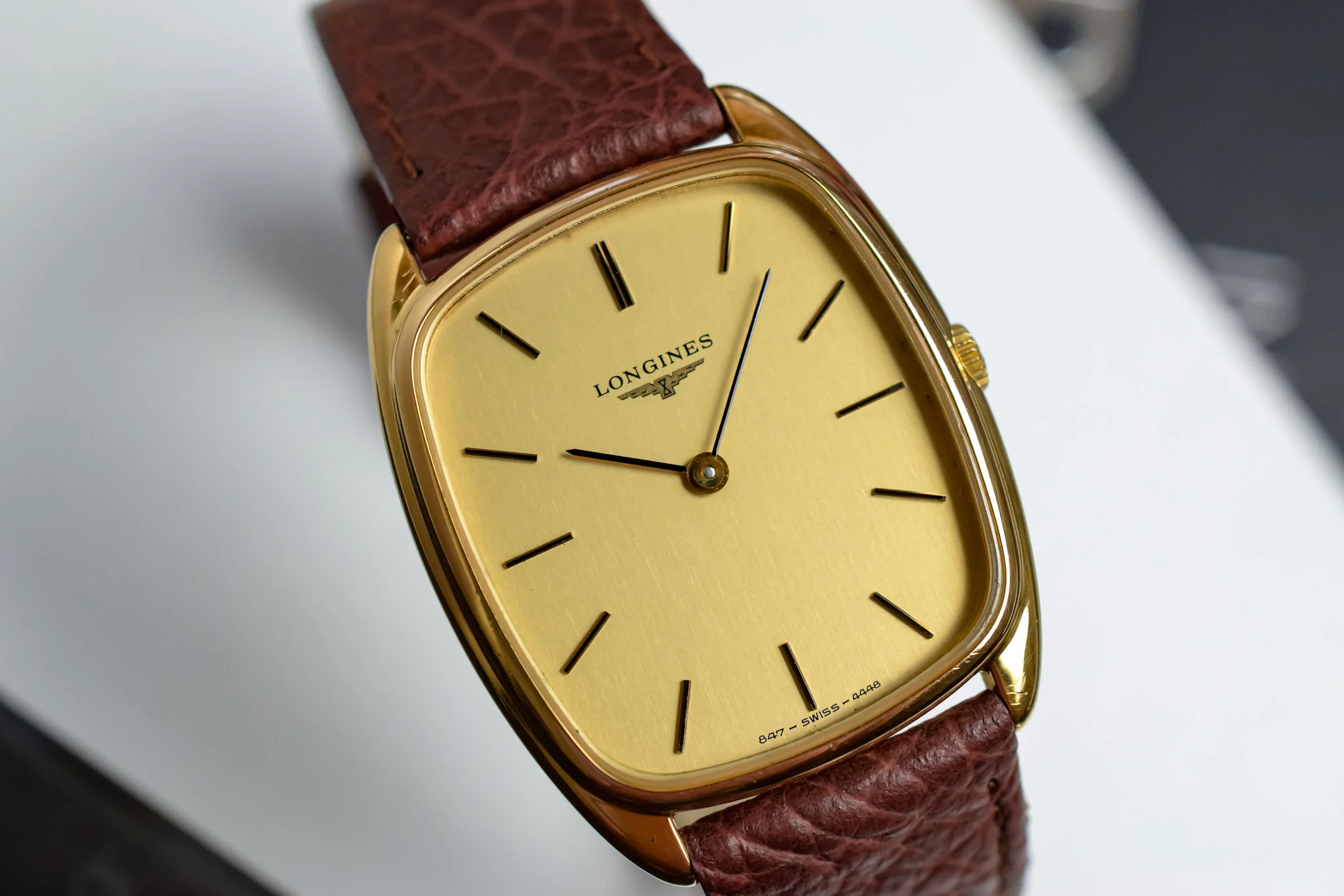 Vintage Longines Mechanical Champagne Ellipse - Image 3
