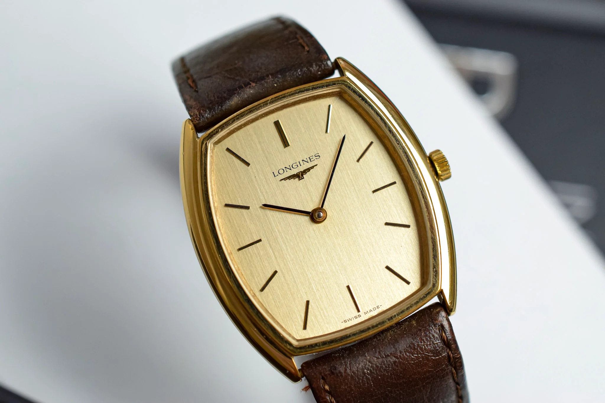 Vintage Longines Mechanical Champagne Tonneau - Image 4