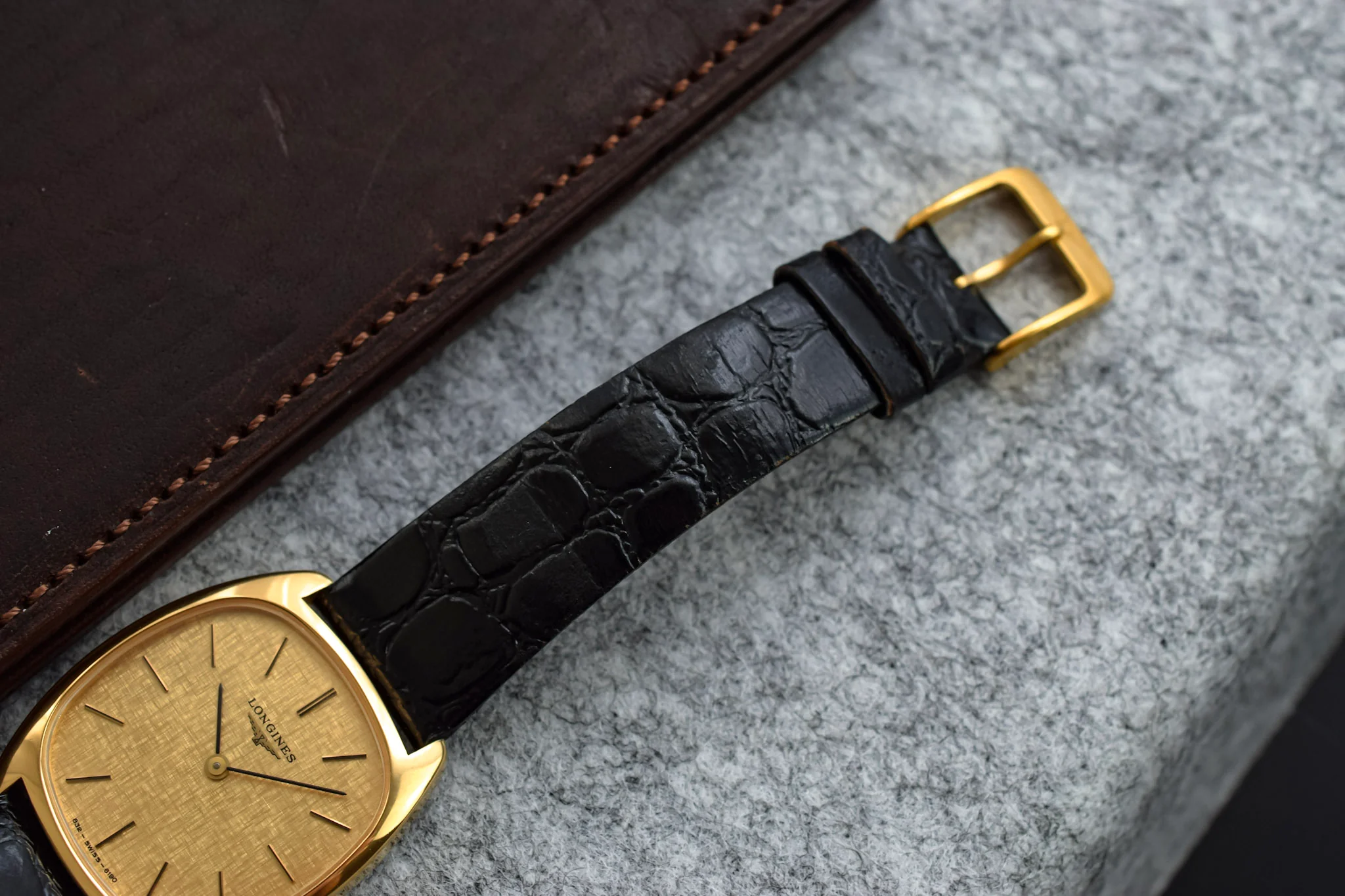 Vintage Longines Mechanical Linen Dial Tonneau - Image 8