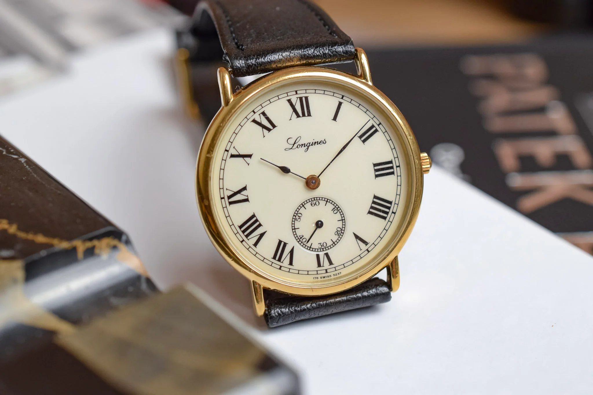 Vintage Longines Quartz Roman Dial "Charleston" Calatrava - Image 5
