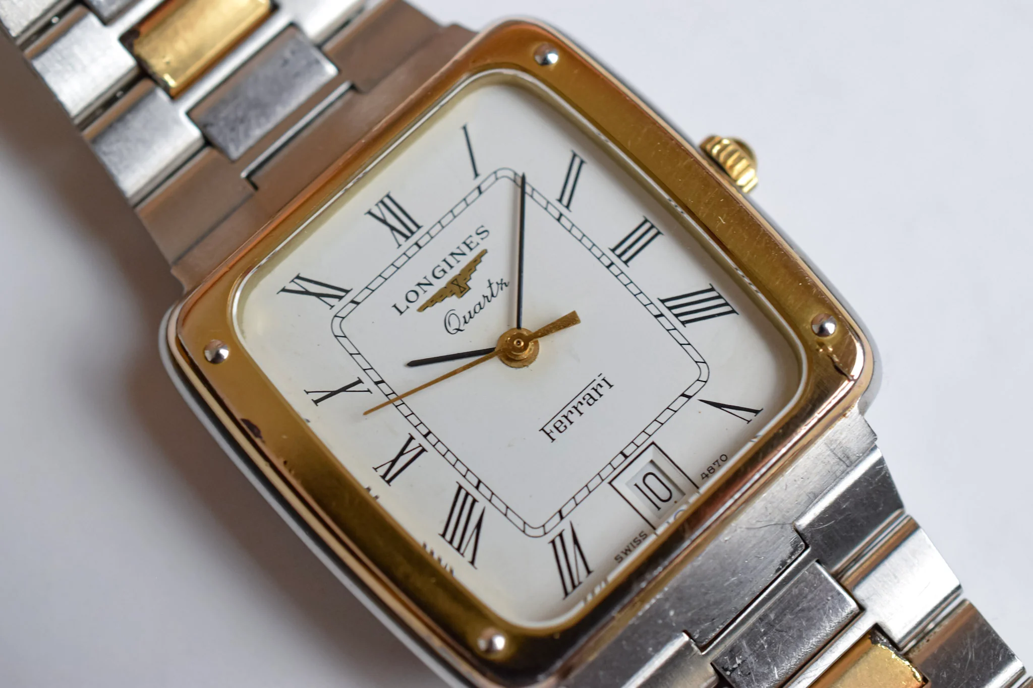 Vintage Longines Quartz Roman Ferrari Dial TV - Image 4