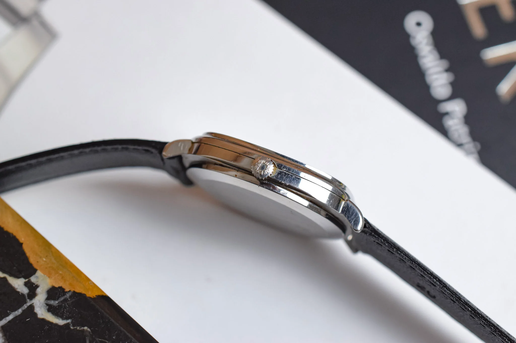 Vintage Longines Quartz Silver Steel TV - Image 5