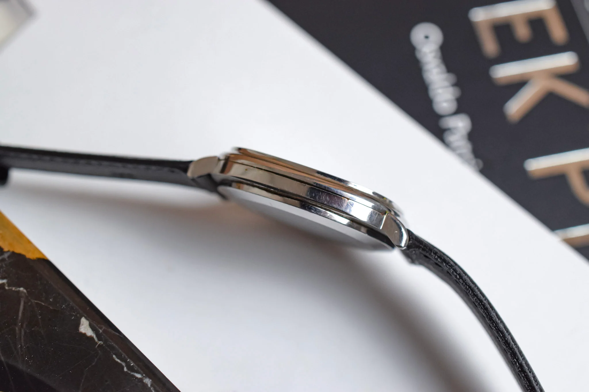 Vintage Longines Quartz Silver Steel TV - Image 6
