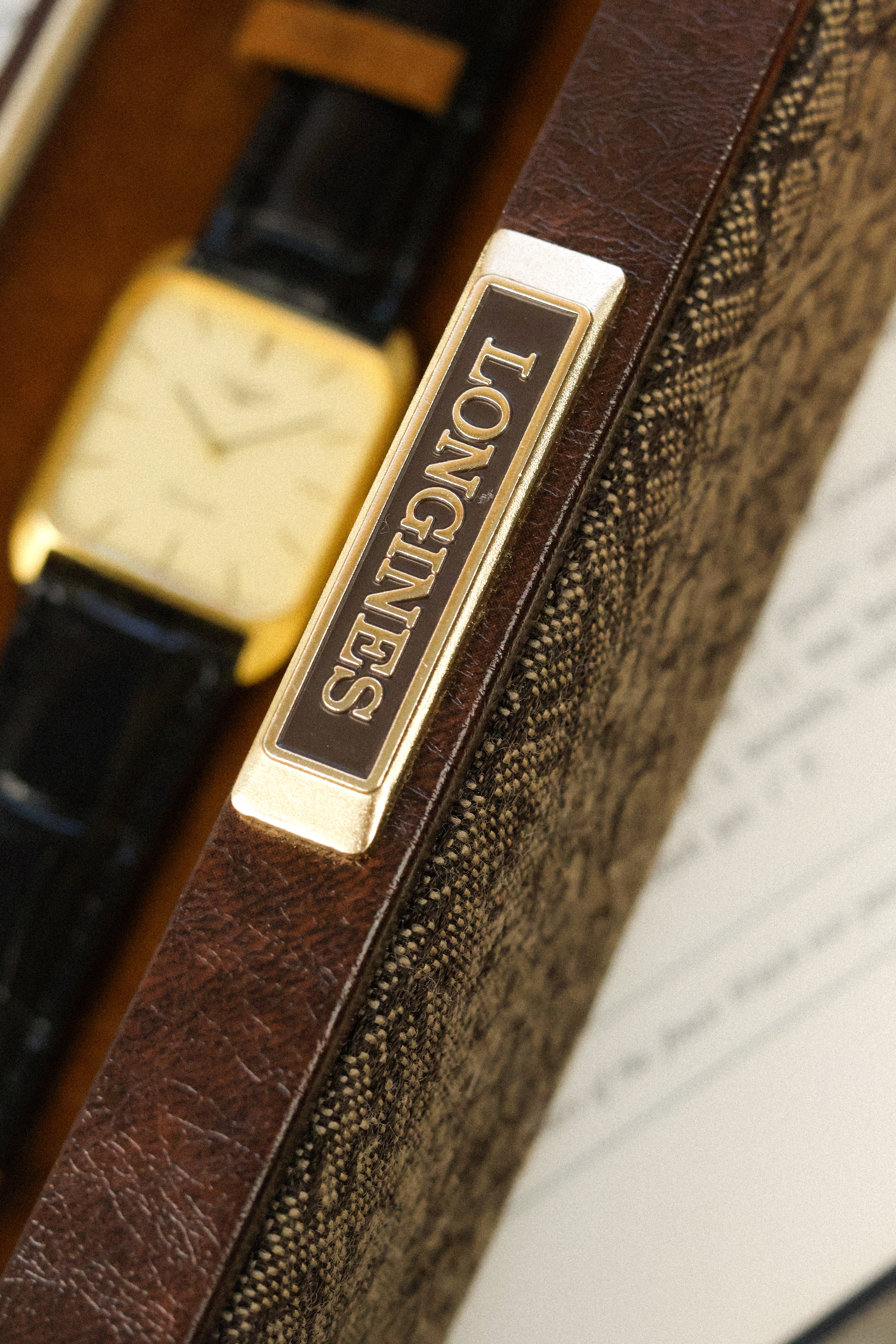 Vintage Longines Quartz Sparkle Dial Tank - Image 6