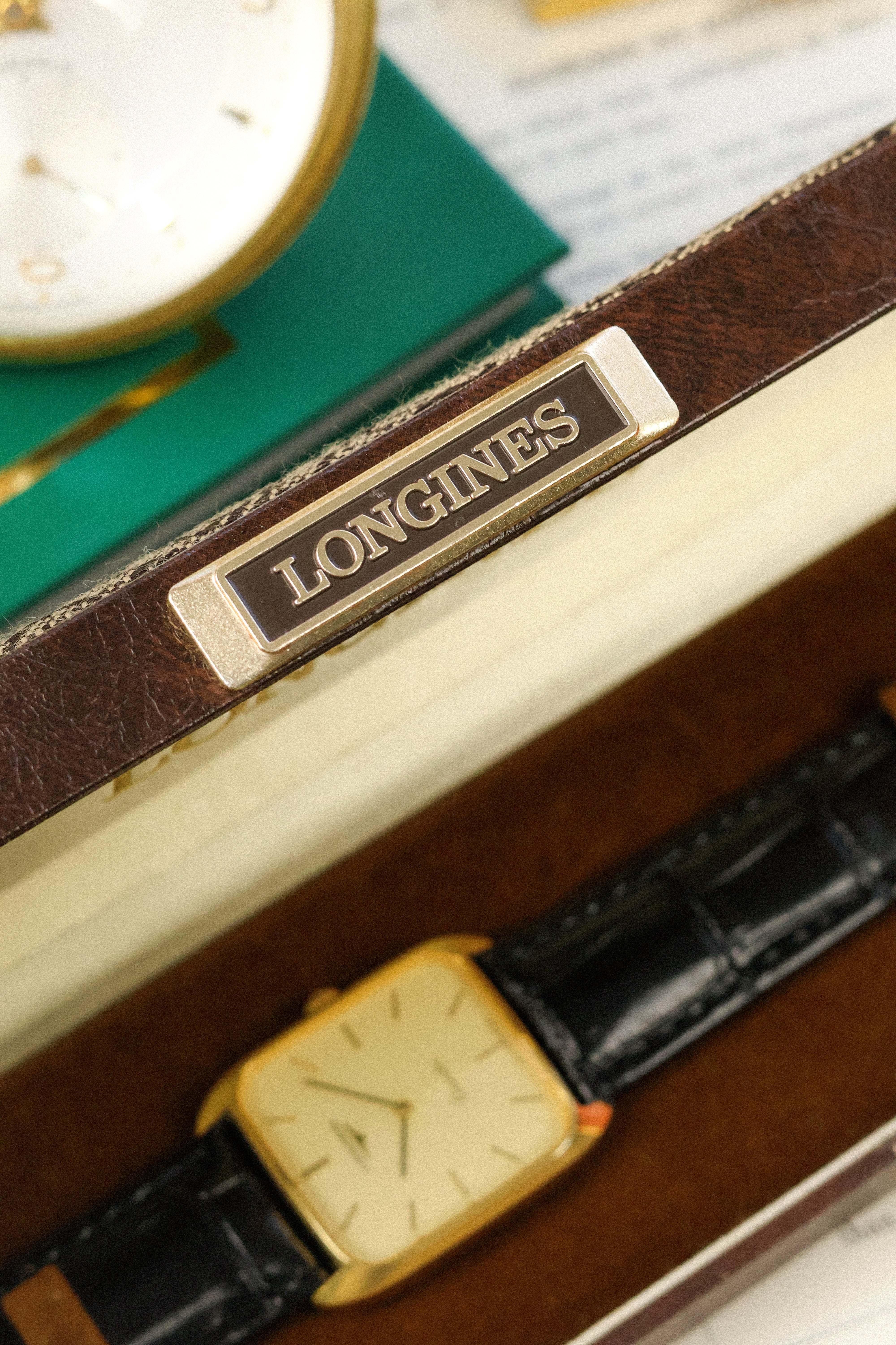 Vintage Longines Quartz Sparkle Dial Tank - Image 7