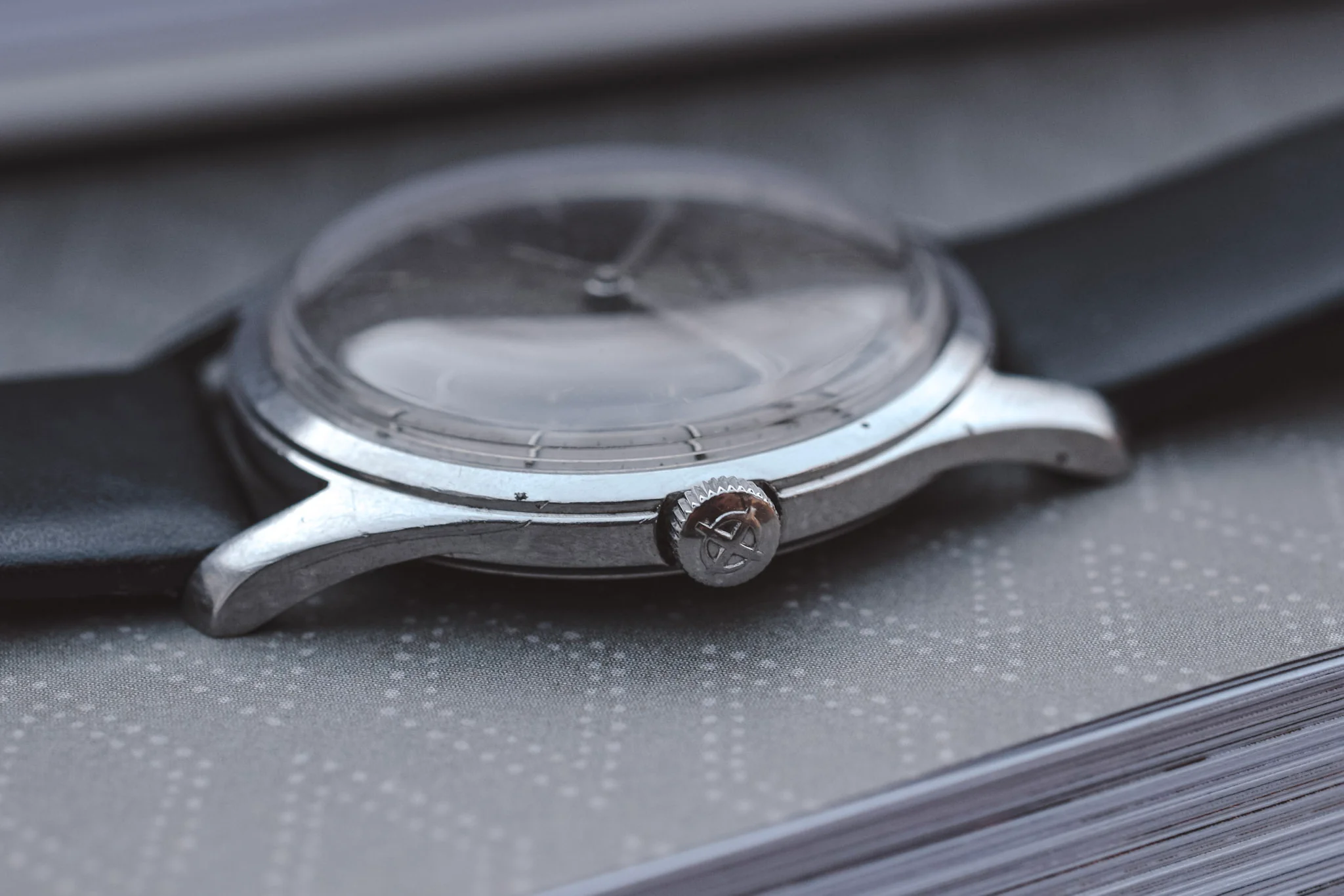 Vintage Mechanical Zodiac Hermetic Watch - Image 2