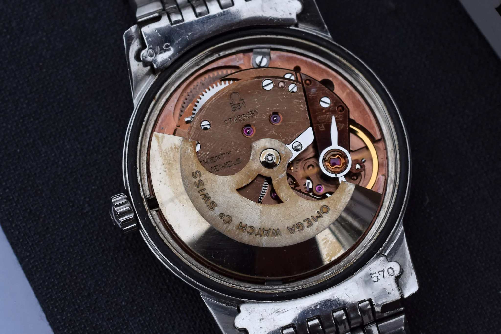 Vintage Omega Seamaster with Original Beads of Rice Bracelet - Image 11