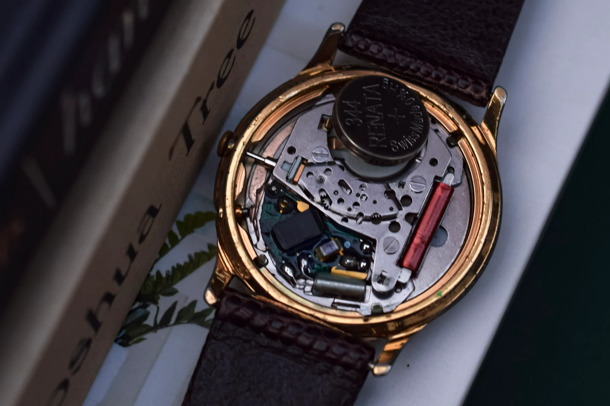 Vintage Q Timex Quartz Watch - Image 13