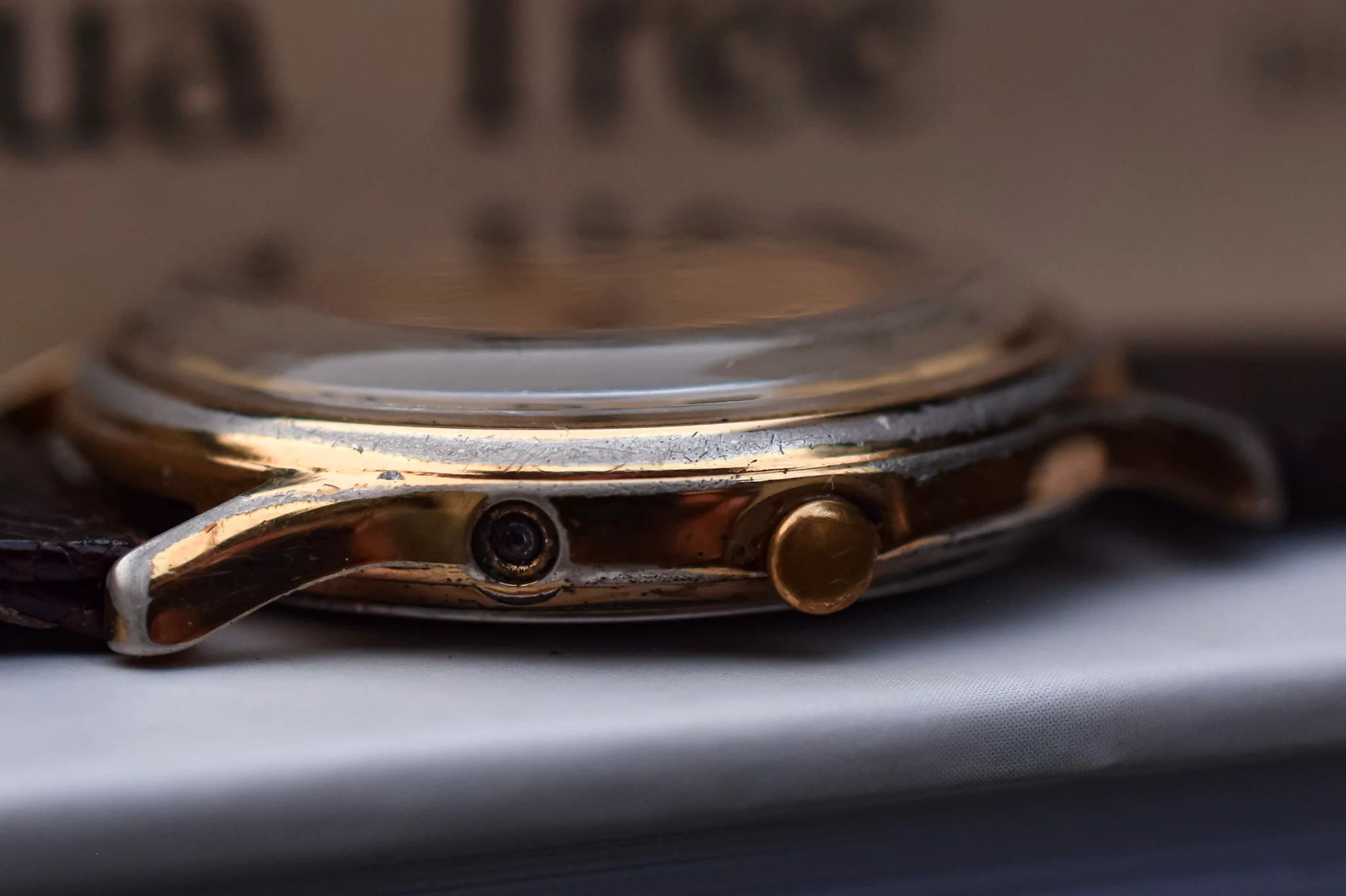 Vintage Q Timex Quartz Watch - Image 5
