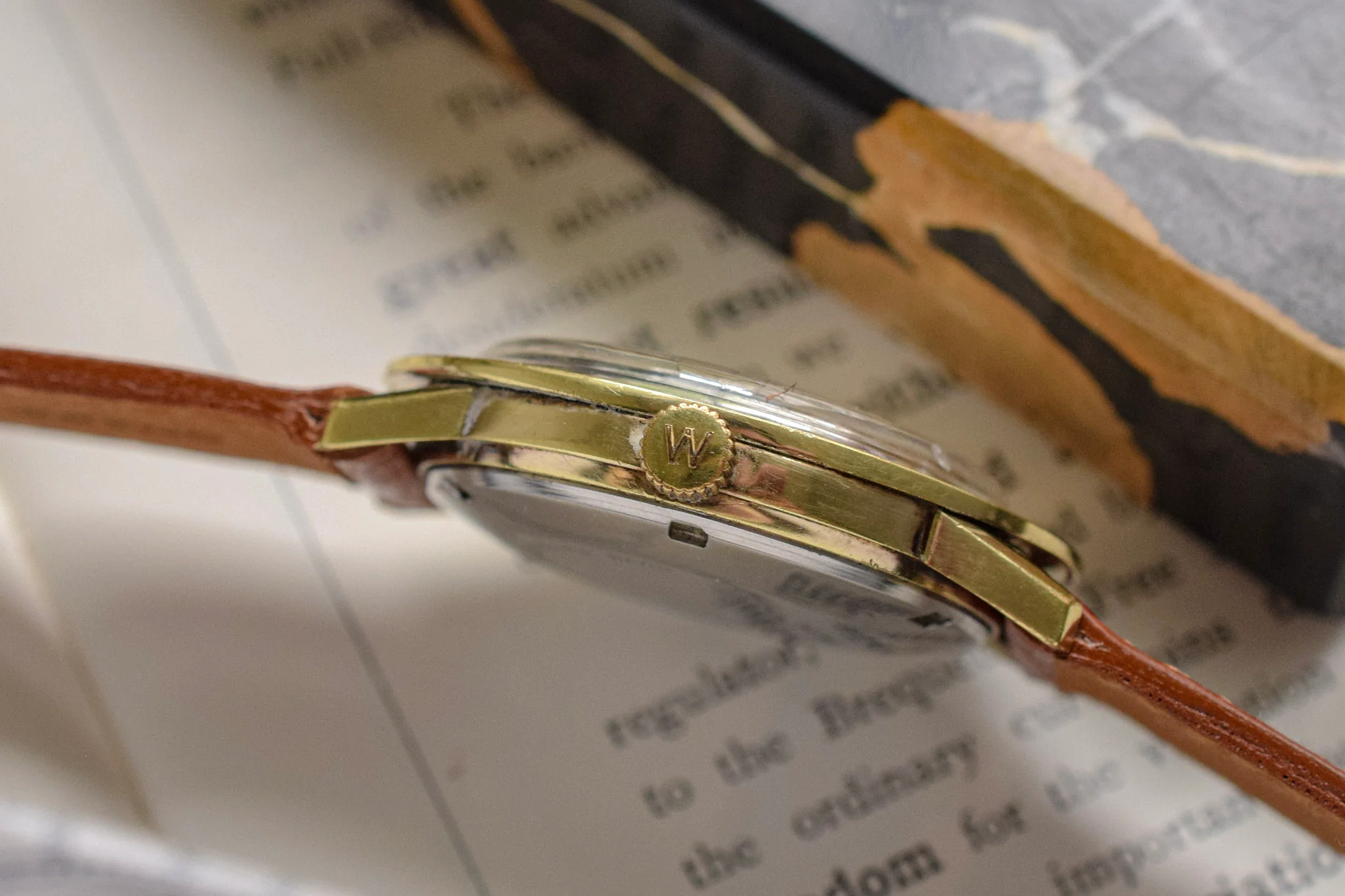 Vintage Waltham Automatic UFO Calendar - needs service - Image 3